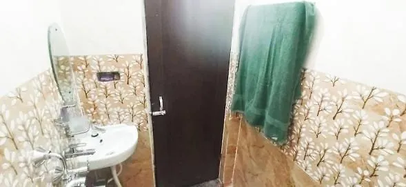 Spiritual Happy Home Stay فاراناسي منزل للإقامة