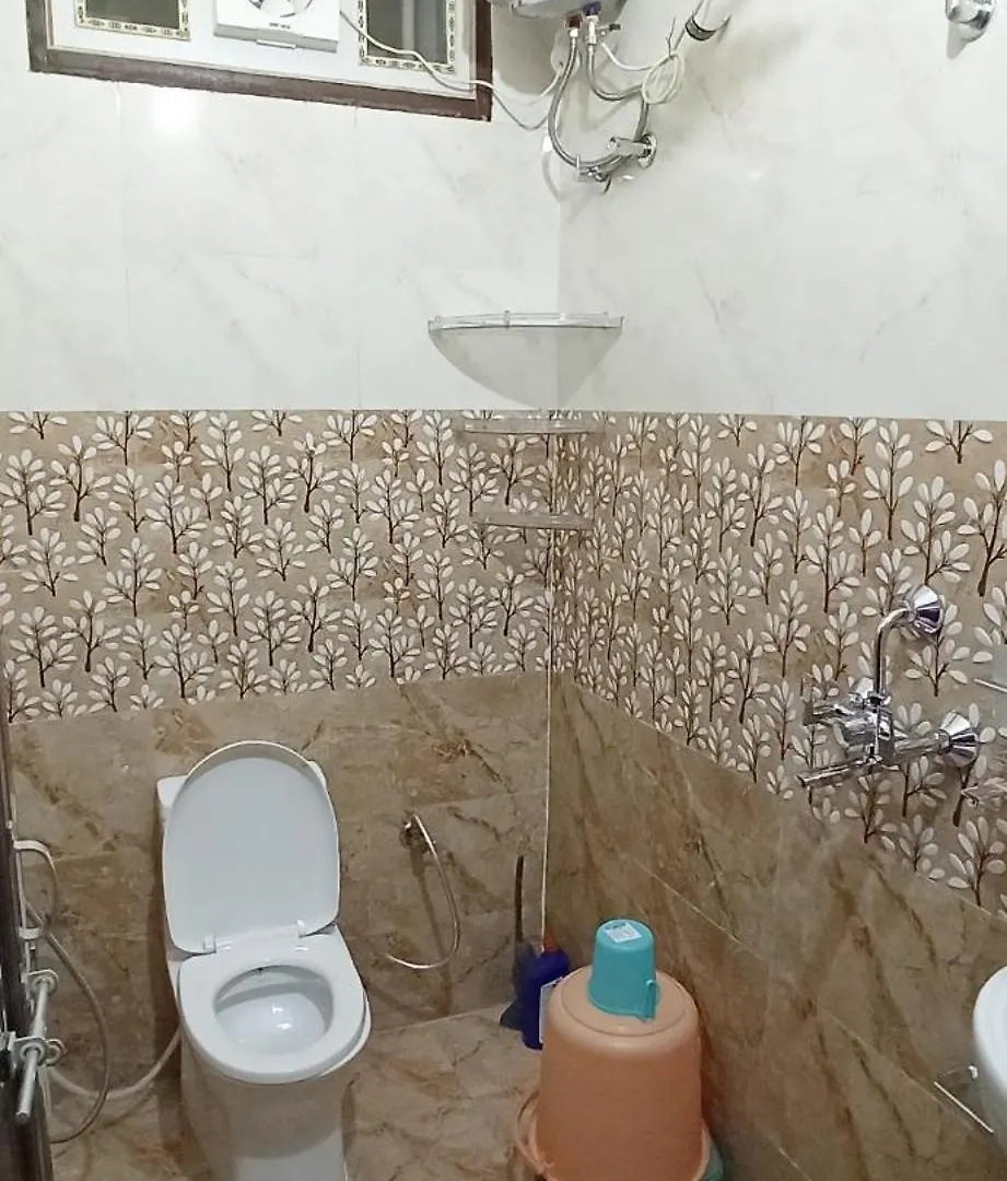 Spiritual Happy Home Stay فاراناسي 0*,  الهند